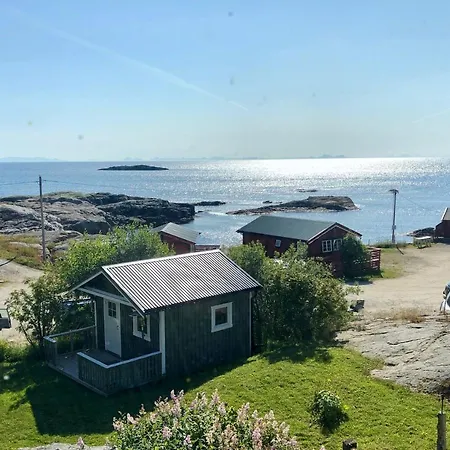 Lofoten A - Close To The Sea