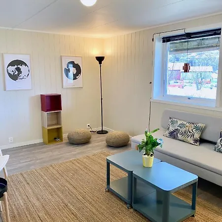 Lofoten A - Close To The Sea Tatil Evi
