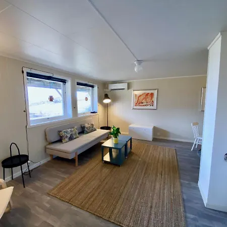 Lofoten A - Close To The Sea Tatil Evi